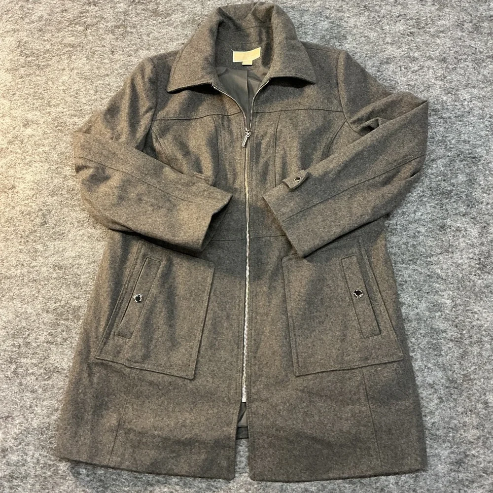 Michael Kors Wool Blend Women’s Luxurious Gray Zip Up Pea Coat Size XL - Picture 1 of 5